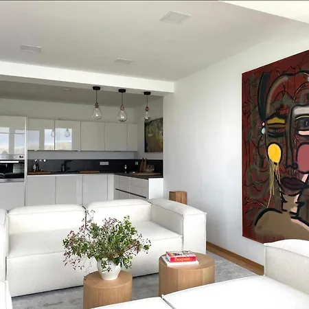 アパート Modernes Mit Wunderschonem Rheinblick