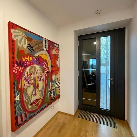 Modernes Mit Wunderschonem Rheinblick アパート Urmitz