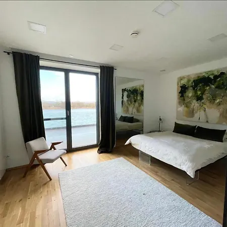 Modernes Mit Wunderschoenem Rheinblick Urmitz
